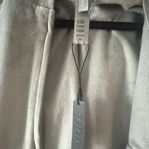 Skims Velvet cropped sweater